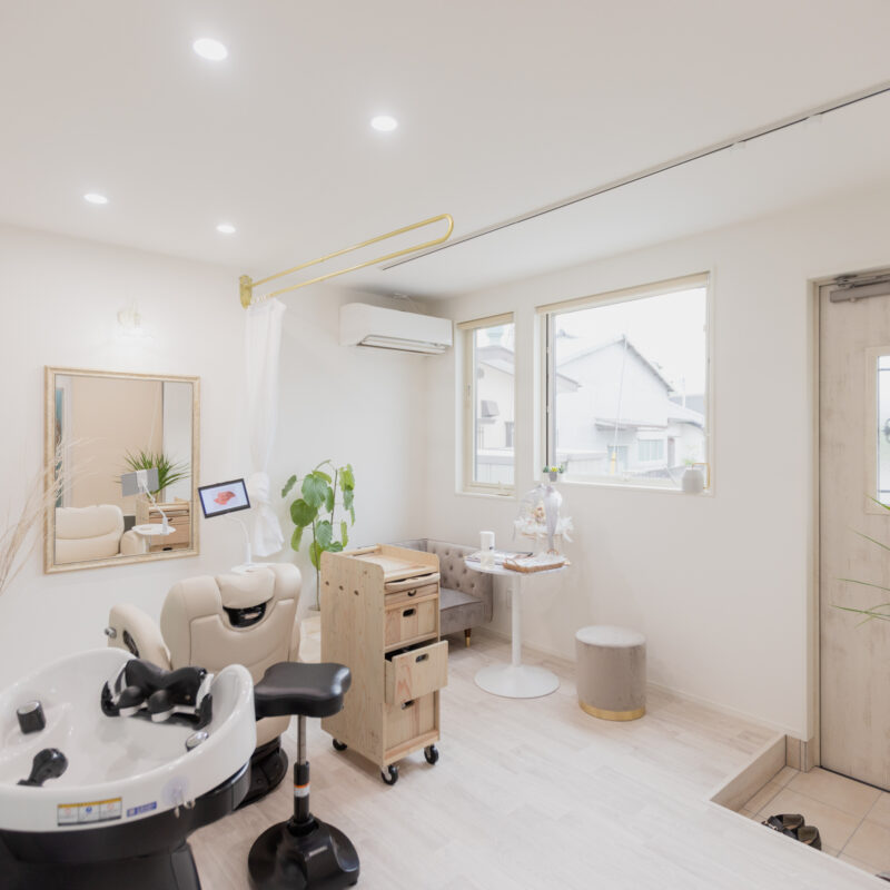 暮らしと仕事を両立する洗練の住まい。